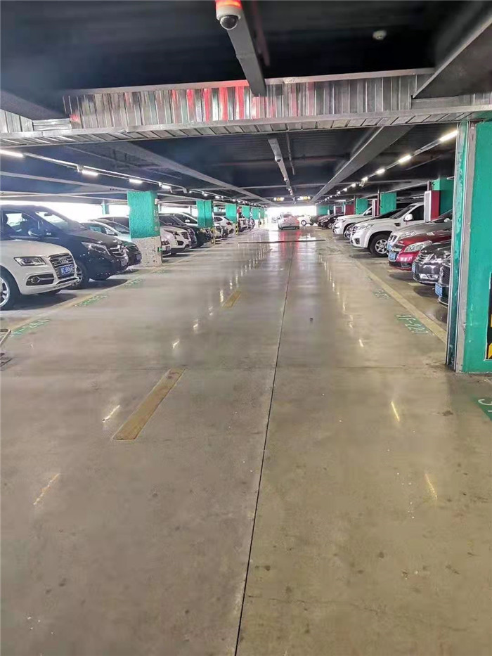 美兰机场一期停车楼（固化）.jpg